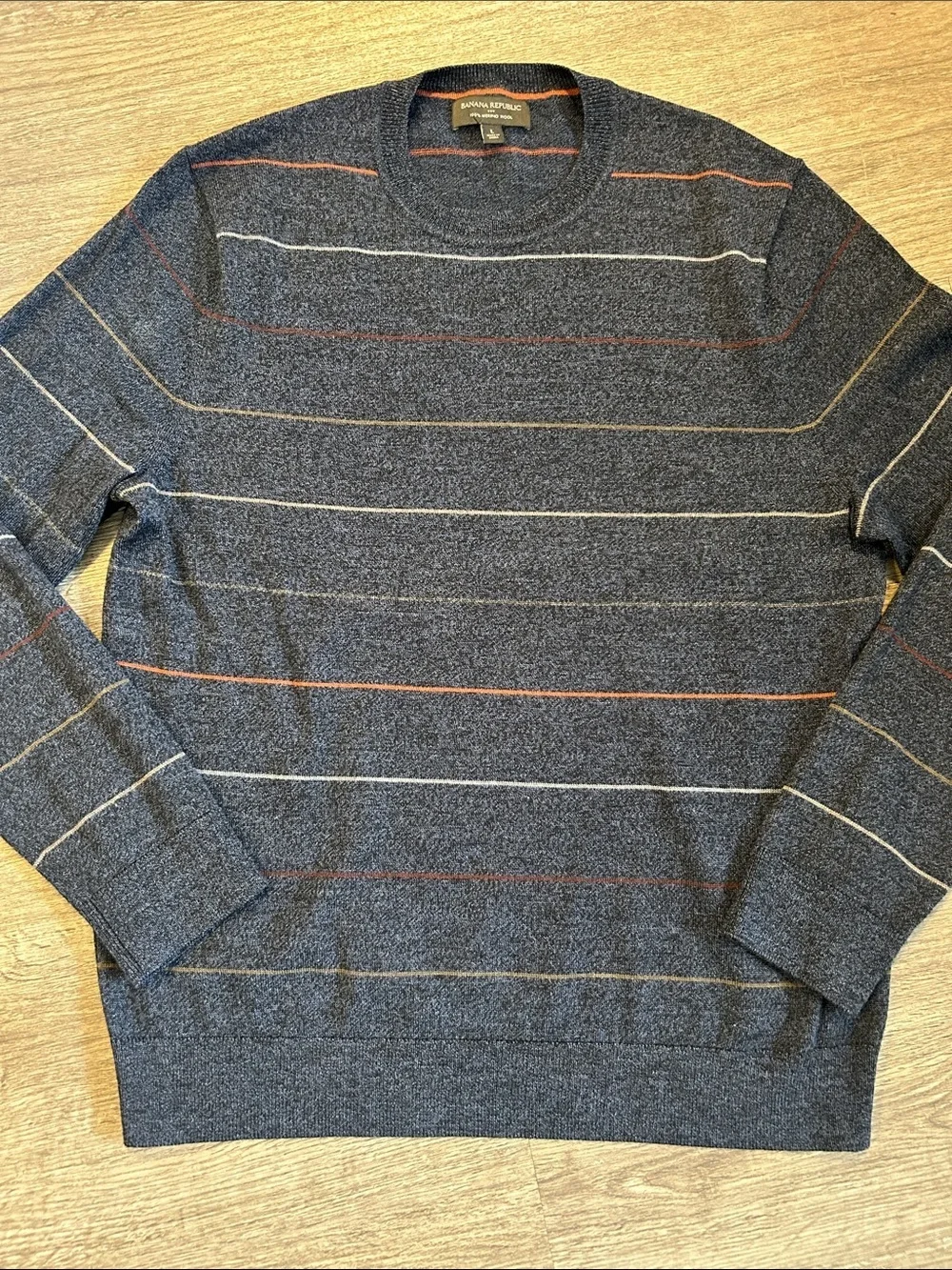 Banana Republic 100% Merino Wool Striped Sweater Men’s Large